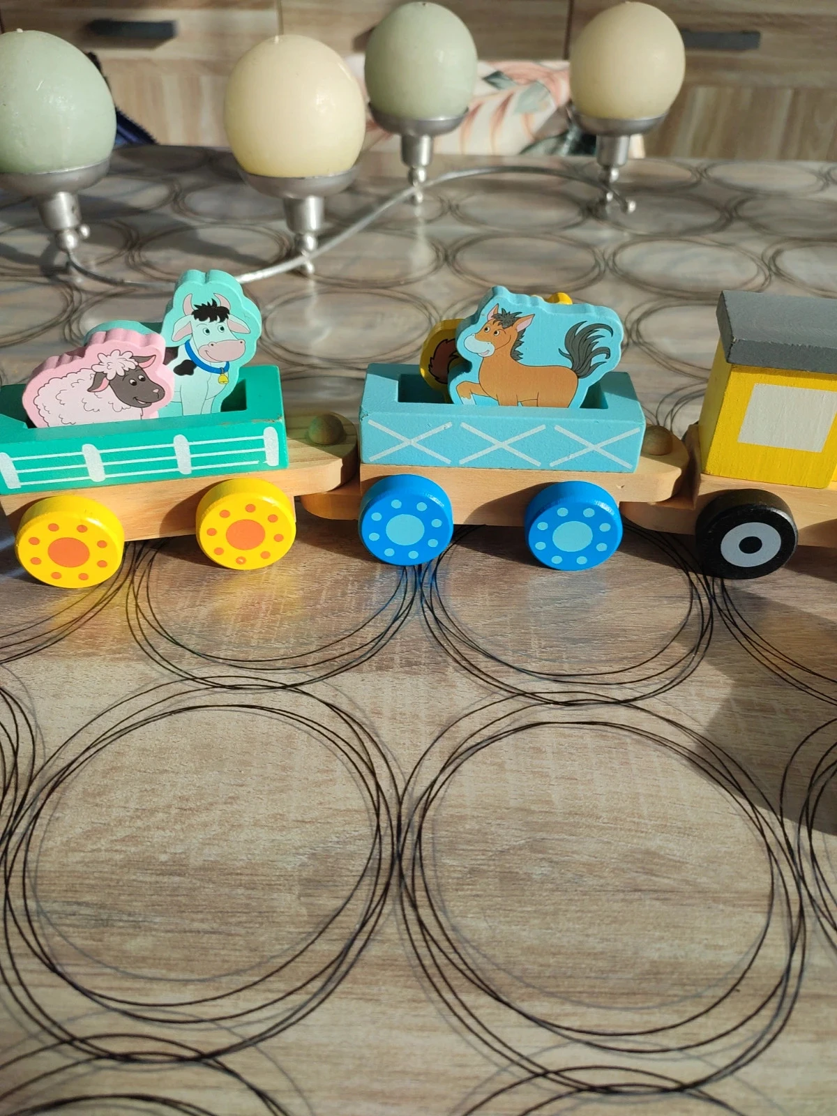 Wooden train – photo 3